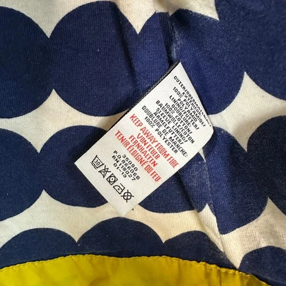 Mini Boden Yellow Raincoat Hooded Toggle Closure Kids Size 5-6Y Water Resistant - Picture 3 of 4